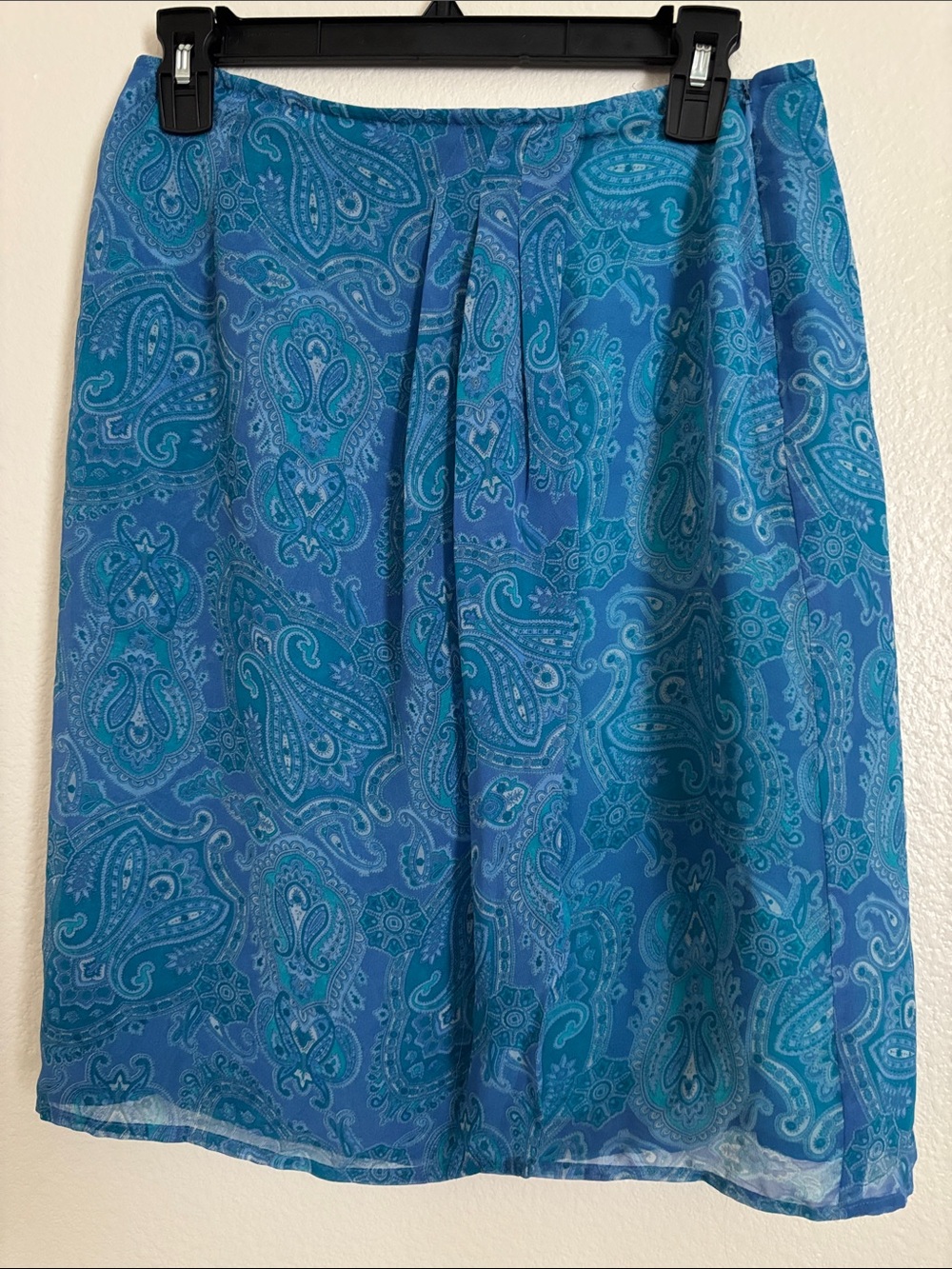 Worthington Blue Wrap Style Paisley Skirt Size 8